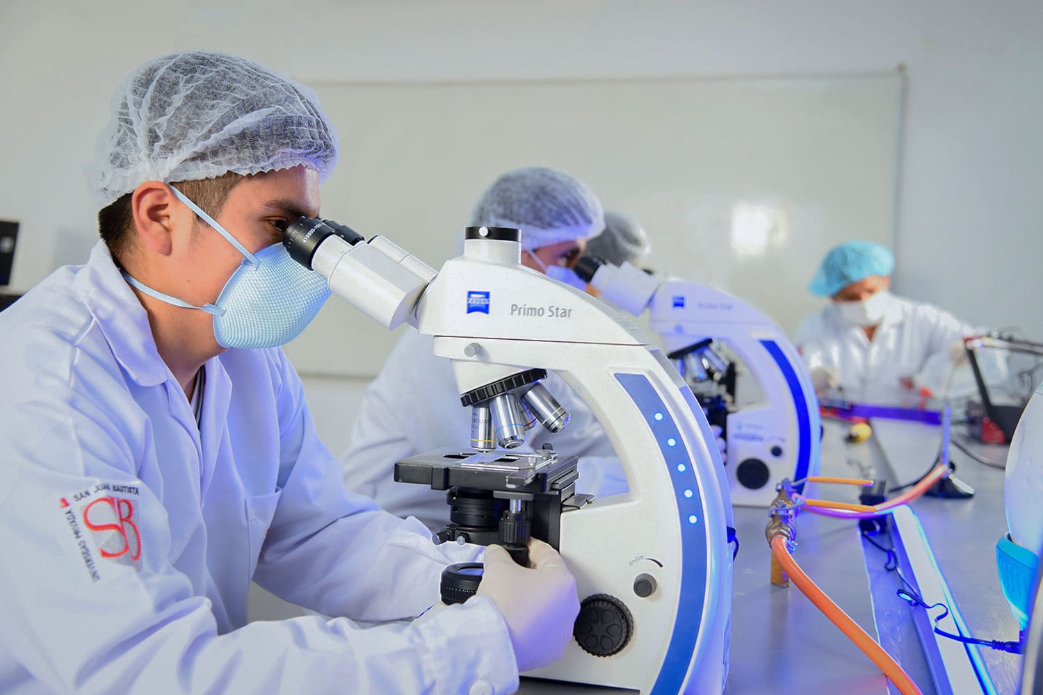 UPSJB destaca en el ranking Scimago 2025 por su liderazgo en investigación 