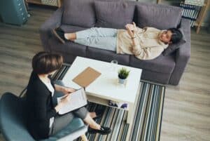 que estudia psicologia
