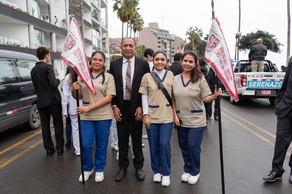UPSJB presente en el Malecón Grau, reafirmando nuestra identidad.