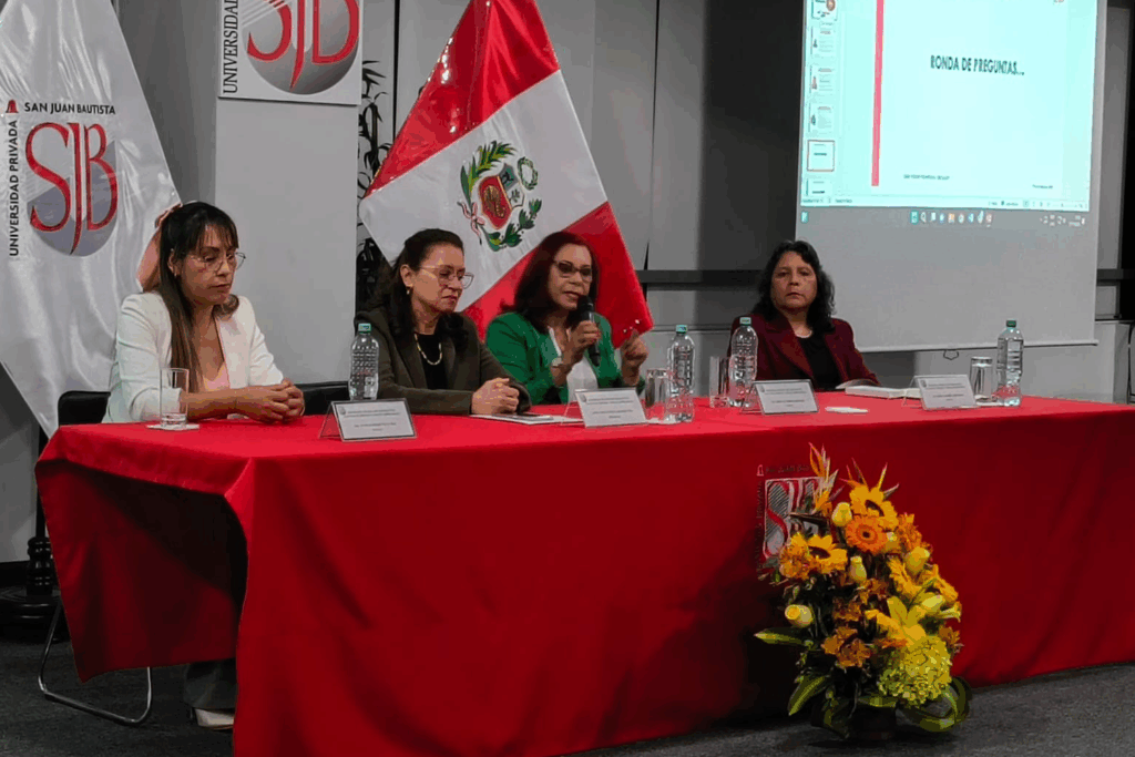 Autoridades y expositoras participaron en el acto central del cine forum, reafirmando el compromiso de la UPSJB con la igualdad y la erradicación de la violencia.