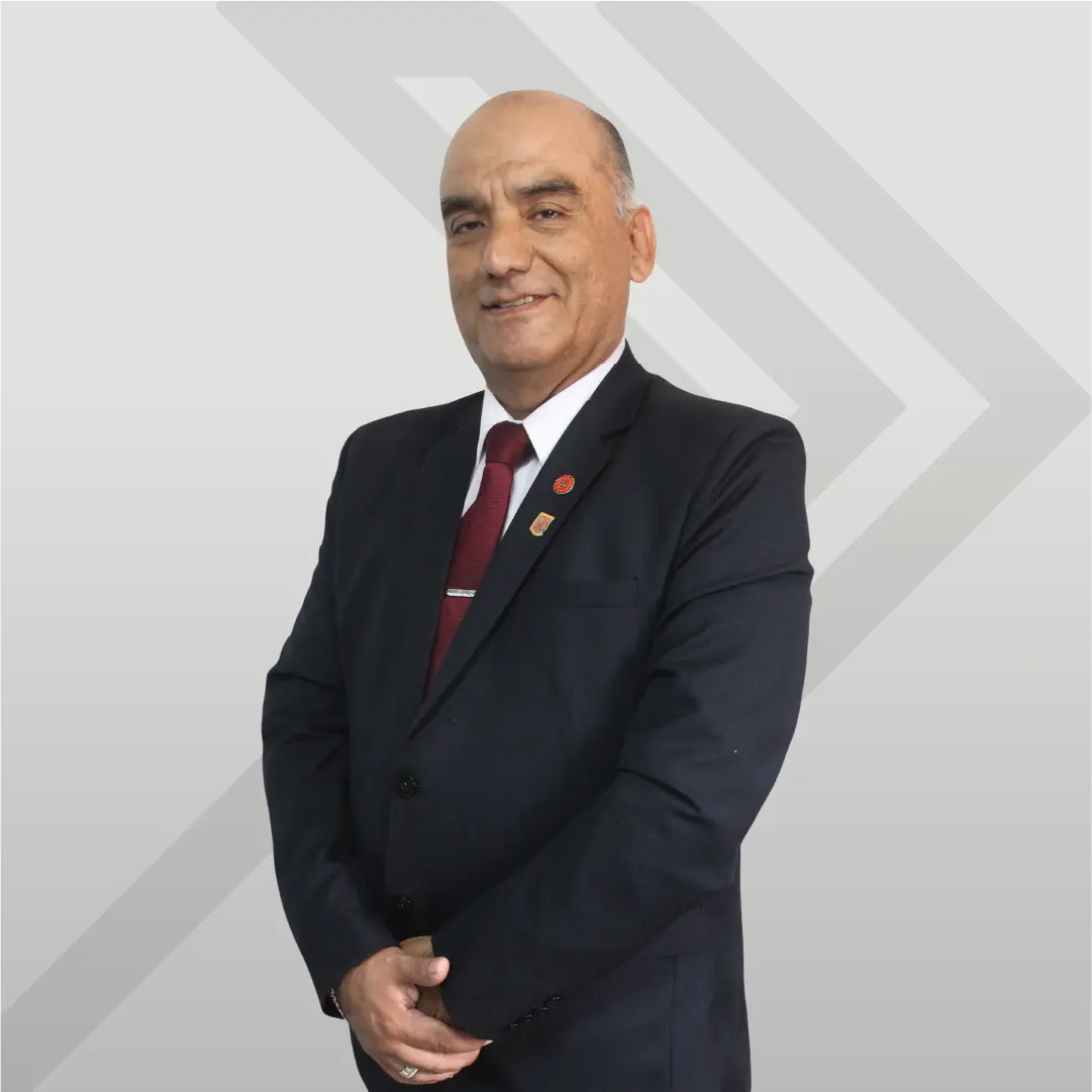 LEÓN ZEGARRA
