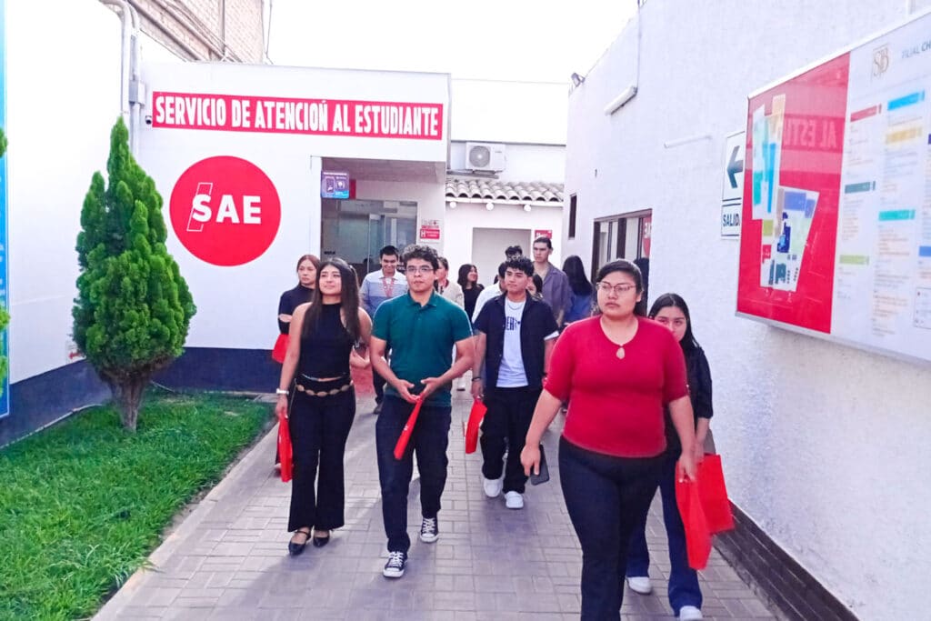 UPSJB realiza su primera visita guiada para ingresantes 2026-2 3 Blog4 ica