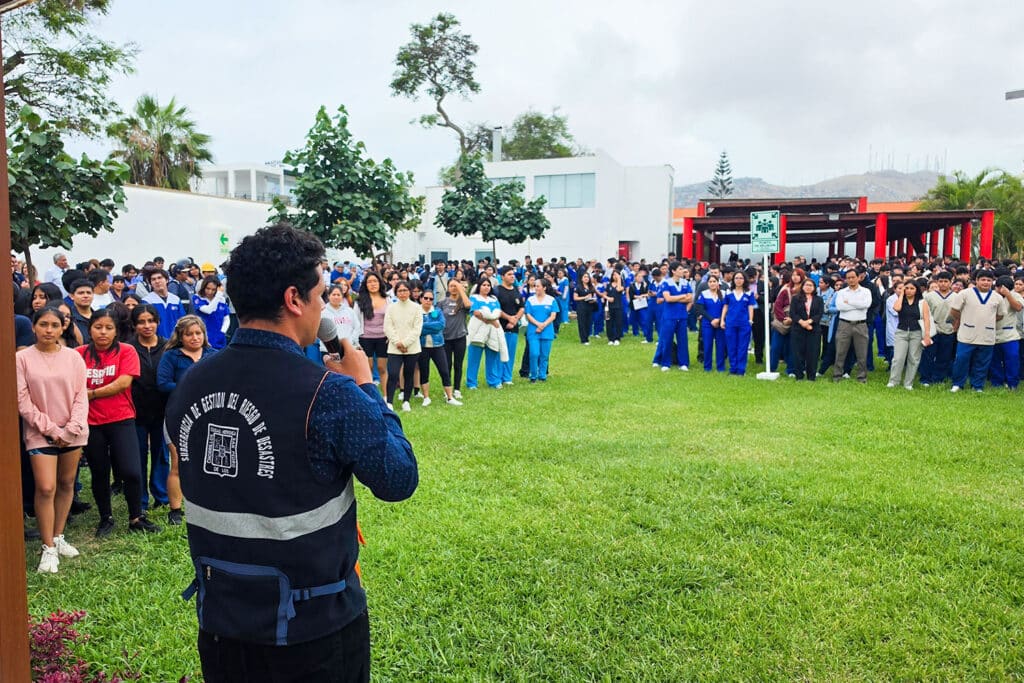 UPSJB prepara a su comunidad universitaria para responder ante sismos en el Campus Chorrillos 1 Blog2 7