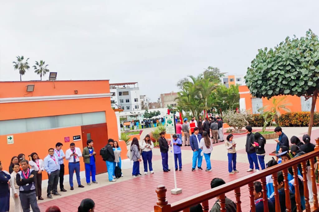 UPSJB prepara a su comunidad universitaria para responder ante sismos en el Campus Chorrillos 2 Blog6 2