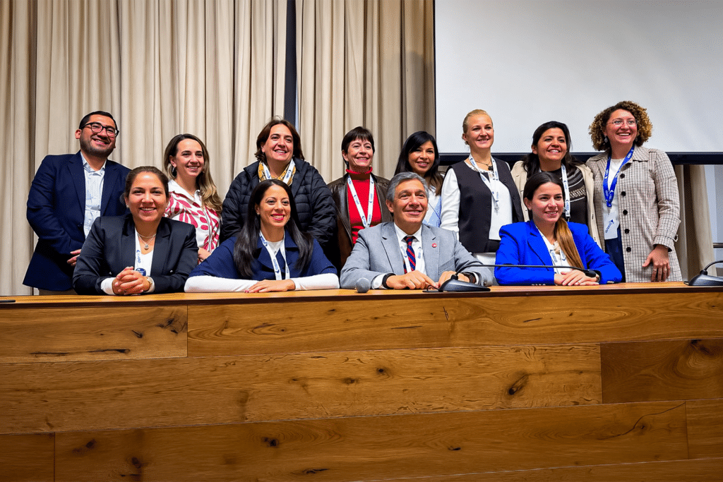 Directora de Estomatología de la UPSJB es elegida miembro de la Junta Directiva de ADELAC 2026–2028 en Chile 3 BLOG 1 ADELAC
