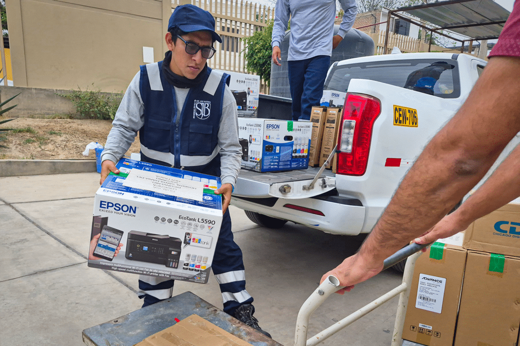 Universidad Privada San Juan Bautista fortalece su compromiso con la salud pública de Ica mediante la entrega de equipamiento al Hospital Santa María del Socorro 2 BLOG 3 HSMS