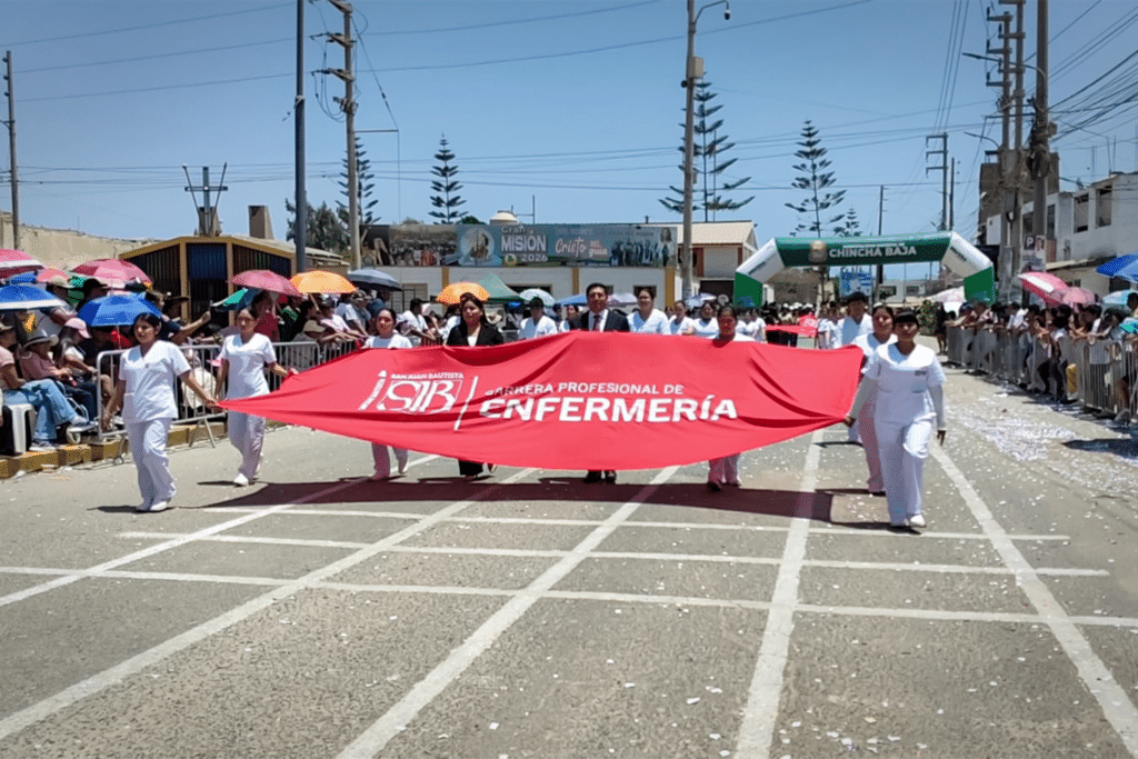 UPSJB Filial Chincha participa en desfile cívico por el 489.º aniversario de Chincha Baja 5 BLOG DESFILE 6