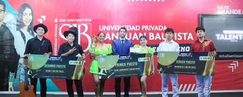 Los ganadores de San Juan Tiene Talento celebran su triunfo tras una presentación que destacó por su calidad artística y dominio escénico en la Filial Ica de la UPSJB.