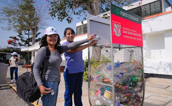 comunidad UPSJB participó en la Reciclatón 2025