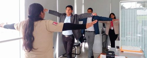 ¡Movimiento y bienestar en la UPSJB! 🤸‍♀️ Nuestra Escuela de Tecnología Médica implementa "Pausas Activas" para el personal administrativo.