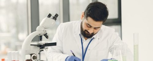que estudia anatomia patologica